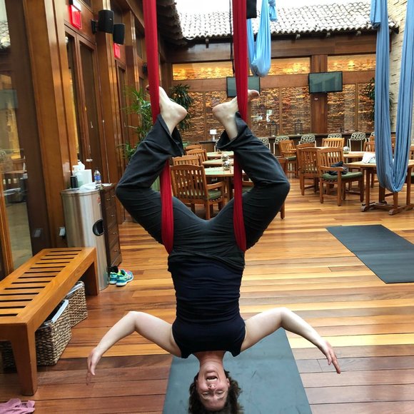 Meet your Posher, Jeannie - Picture 3 of 15